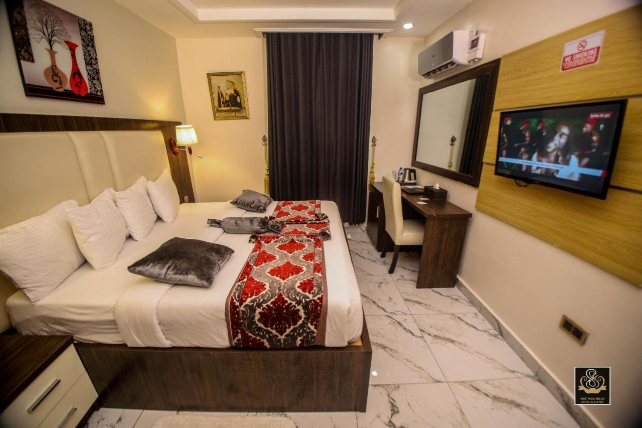 De Santiago Milan Hotel Lagos Exterior photo