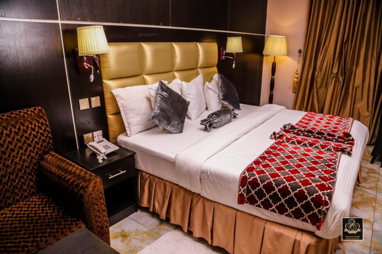De Santiago Milan Hotel Lagos Exterior photo